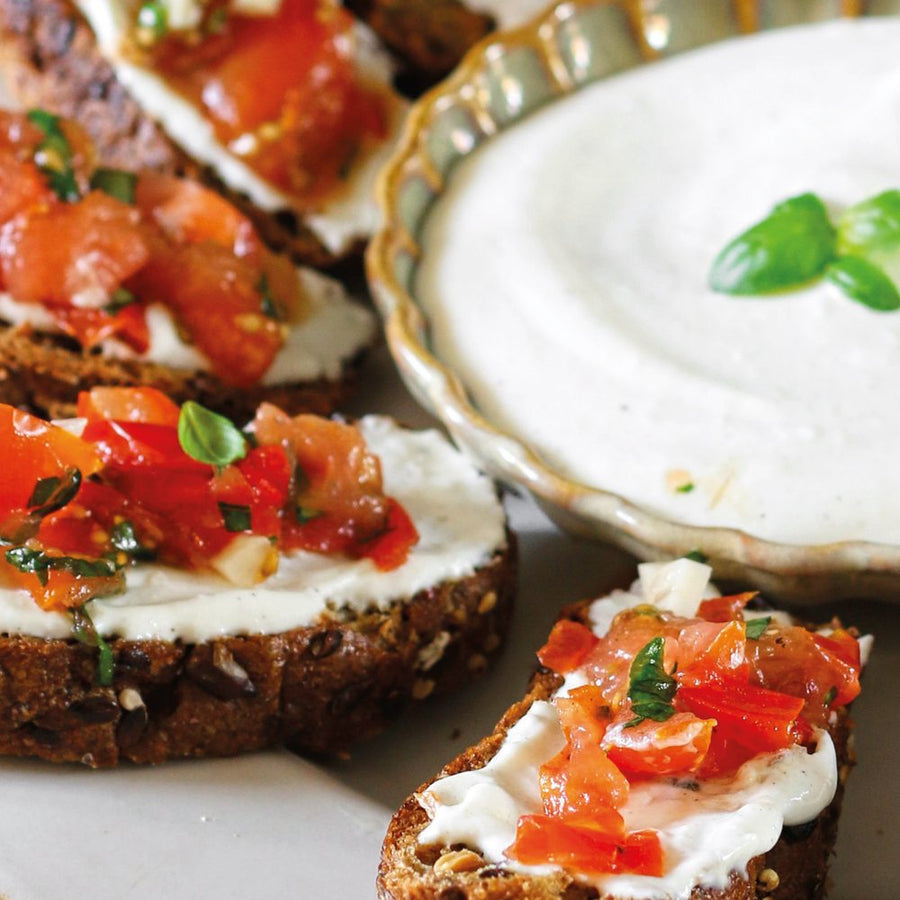 Tomaten bruschetta met romige burrata